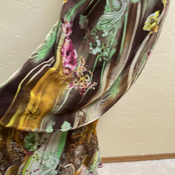 Beautiful Jeweled Riva Designs Formal Gown Special Occasion Bridal - Picture 6 of 15